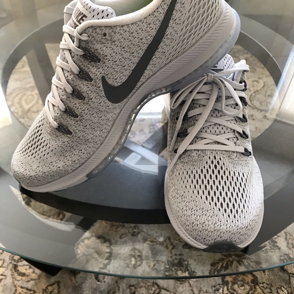 Nike all gray Airmax